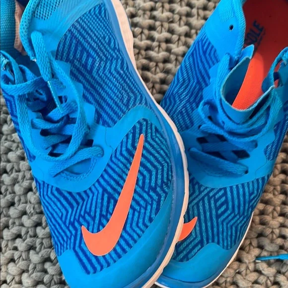 Womens Blue and Orange Athletic Shoes - Picture 6 of 6